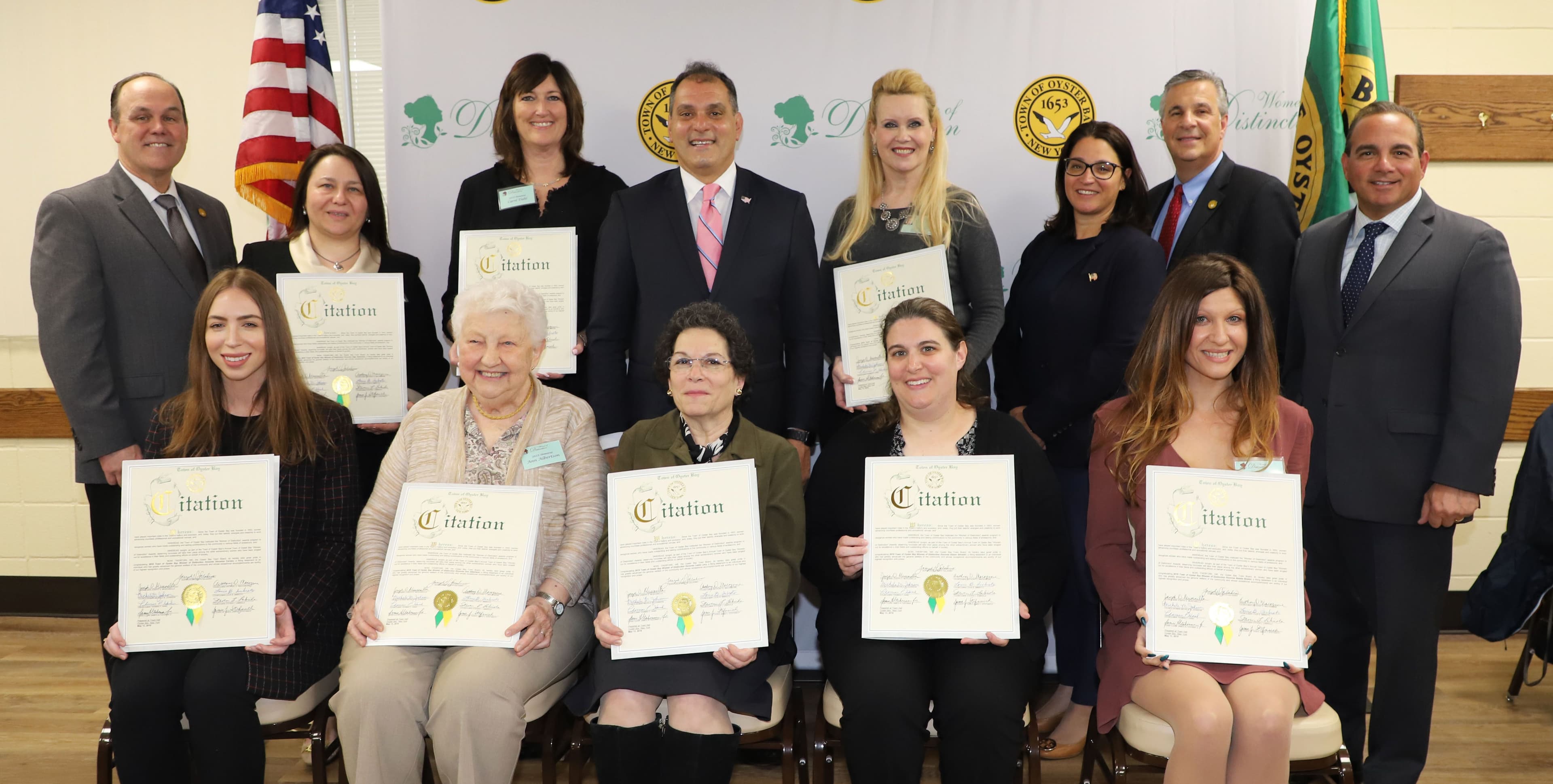 2019 Women of Distinction Award