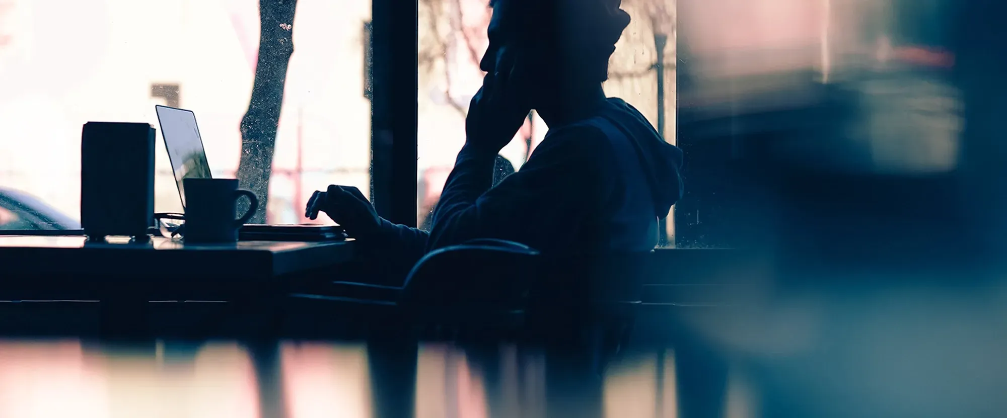 4 Simple Ways to Leverage the Internet to Save Money